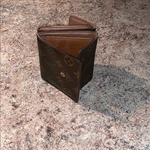 VINTAGE Louis Vuitton wallet/Coin Purse